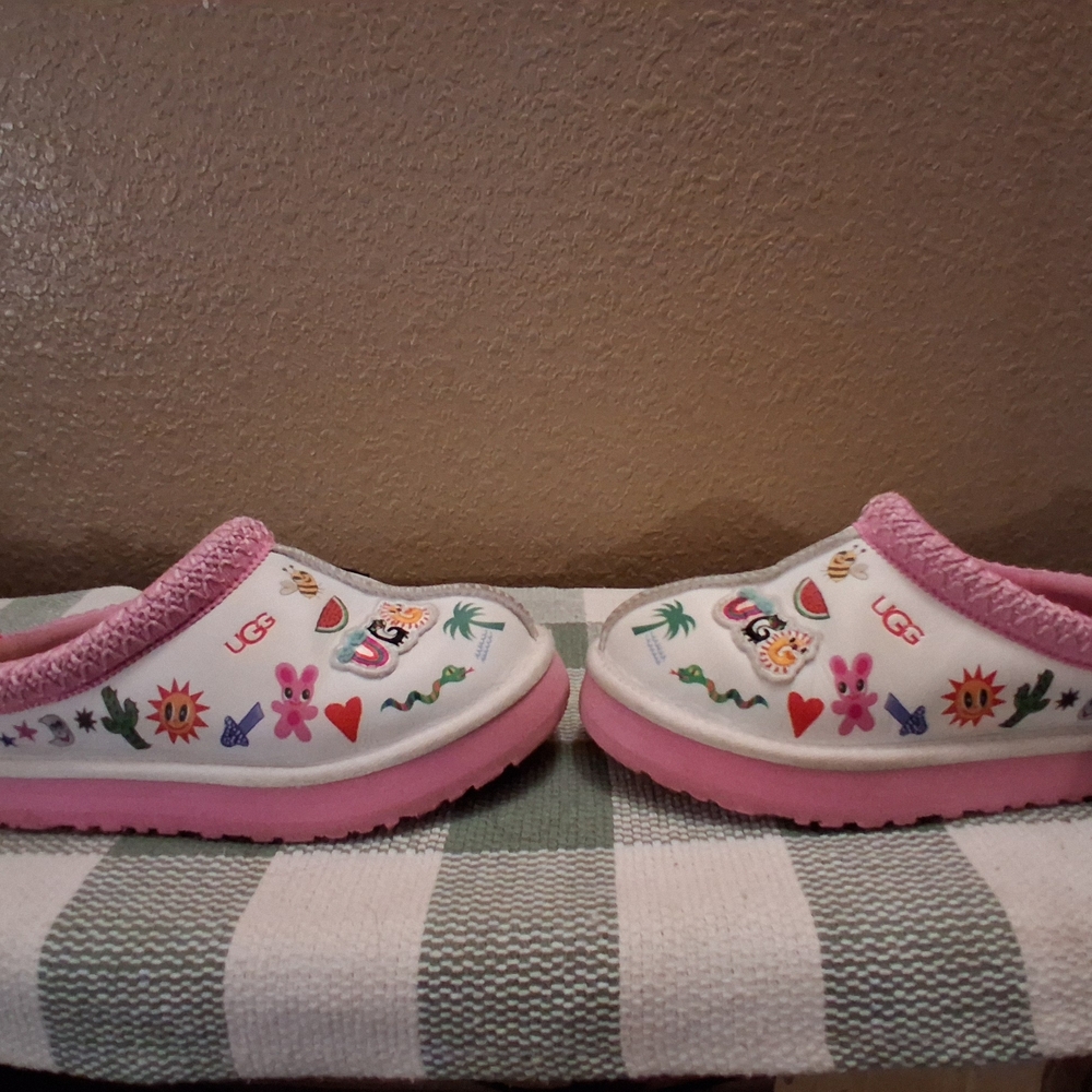 UGG Kids Slippers with Pink and White Floral Design